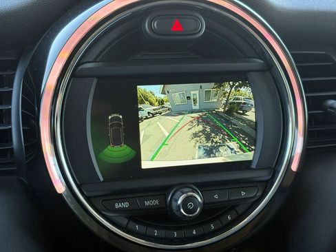 Used 2019 MINI Cooper 2-Door Hardtop FWD image 19