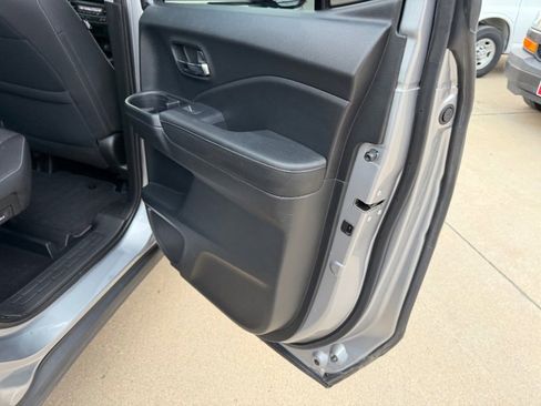 Used 2017 Honda Ridgeline RTS image 24