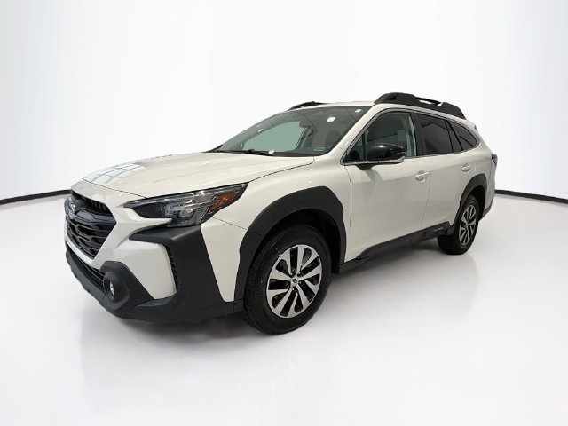 Used 2024 Subaru Outback Premium AWD/4WD image 3