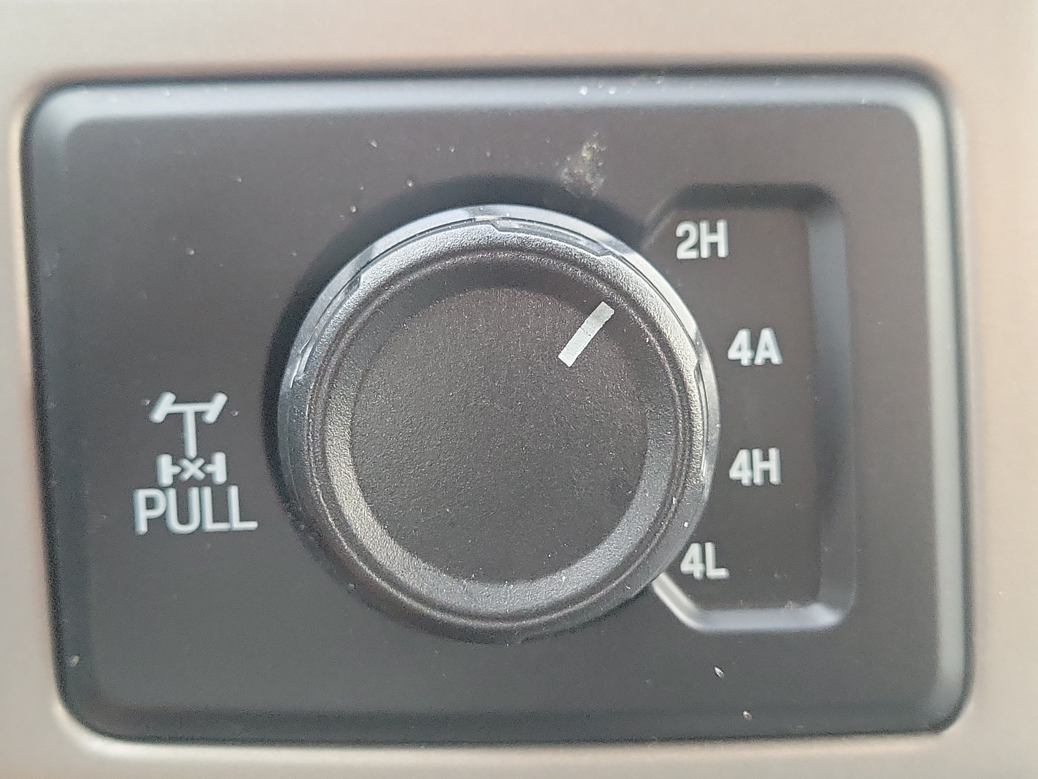 Used 2018 Ford F150 Lariat w/ Equipment Group 502A Luxury AWD/4WD image 33