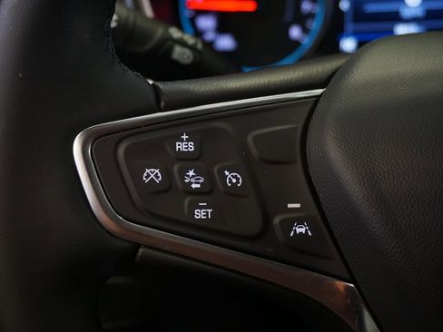 Used 2024 Chevrolet Equinox LT w/ LPO, Floor Liner Package FWD image 19