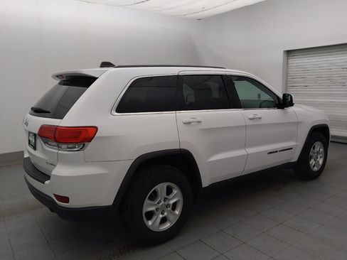Used 2017 Jeep Grand Cherokee Laredo RWD image 10