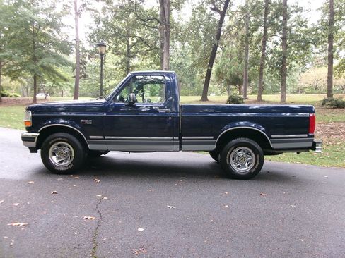Used 1995 Ford F150 XLT image 8
