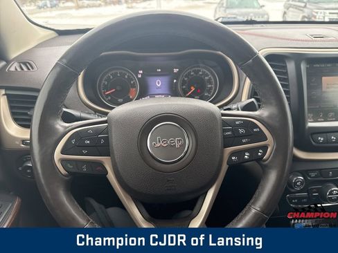 Used 2014 Jeep Cherokee Trailhawk w/ Technology Group image 21