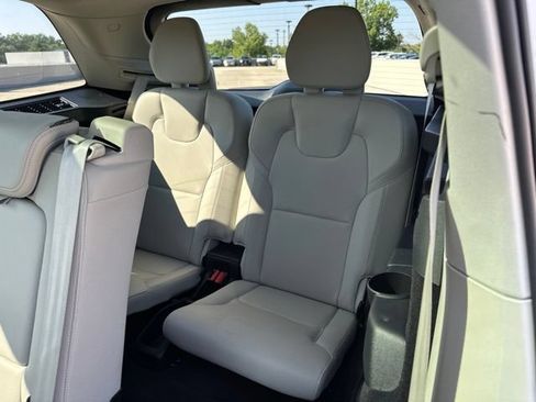 Certified 2023 Volvo XC90 B5 Plus w/ Protection Package Premier AWD/4WD image 13