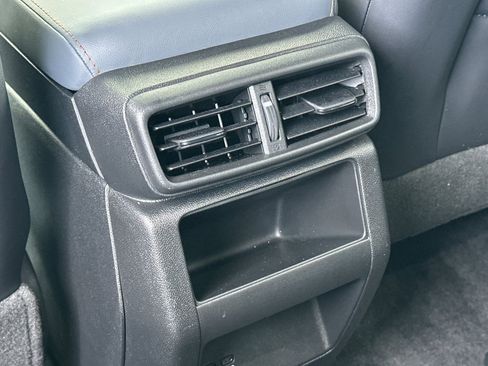 Used 2024 Honda Prologue Touring image 14