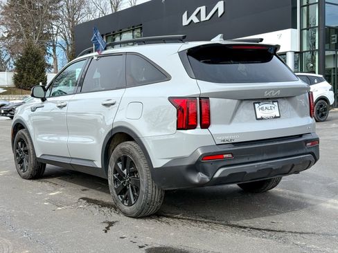 Certified 2023 Kia Sorento S w/ Panoramic Sunroof Package image 5
