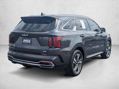 Used 2023 Kia Sorento SX Prestige image 5
