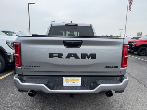 Used 2025 RAM 1500 Limited AWD/4WD image 4