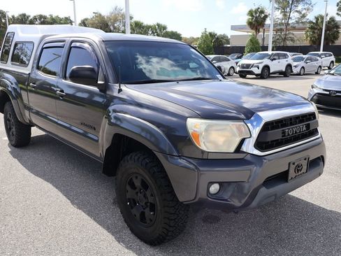 Used 2012 Toyota Tacoma 4x4 Double Cab w/ SR5 Pkg image 6