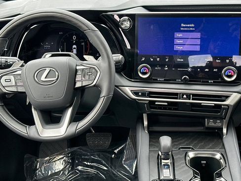 New 2026 Lexus RX 350 FWD image 4