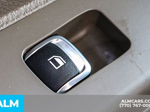Used 2025 Kia Carnival FWD image 53