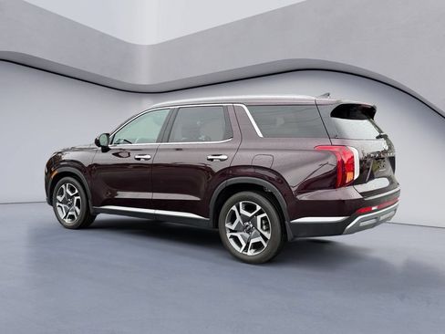 Used 2024 Hyundai Palisade SEL AWD/4WD image 3