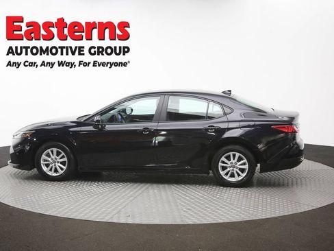 Used 2025 Toyota Camry LE FWD image 60