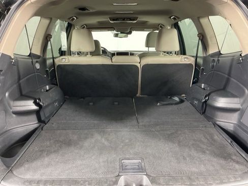 Used 2017 Honda Pilot Touring image 31