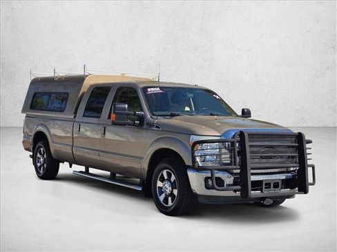 Used 2014 Ford F350 Lariat image 3