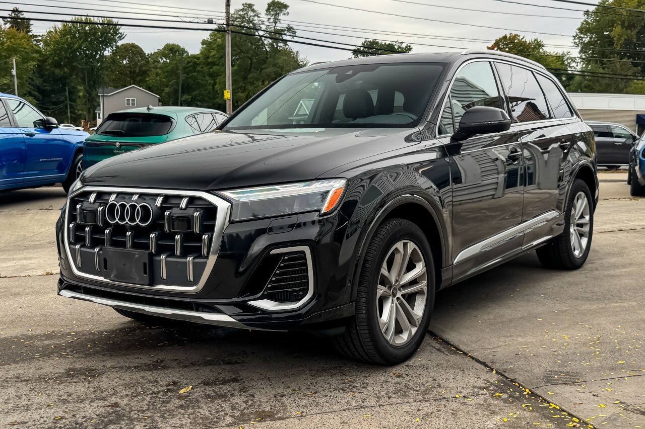 Used 2025 Audi Q7 3.0T Premium Plus AWD/4WD image 7