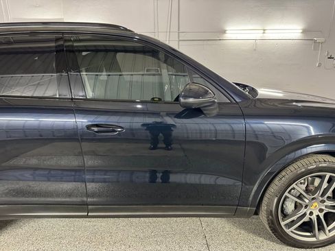 Used 2022 Porsche Cayenne S image 6