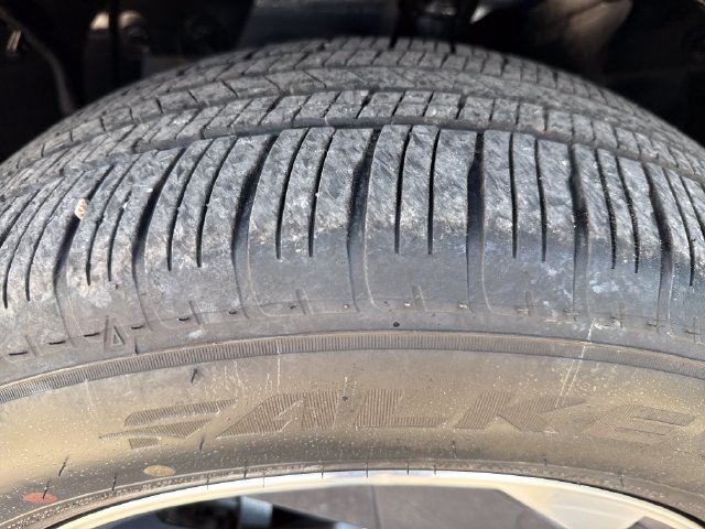 Certified 2026 Nissan Rogue SV FWD image 28