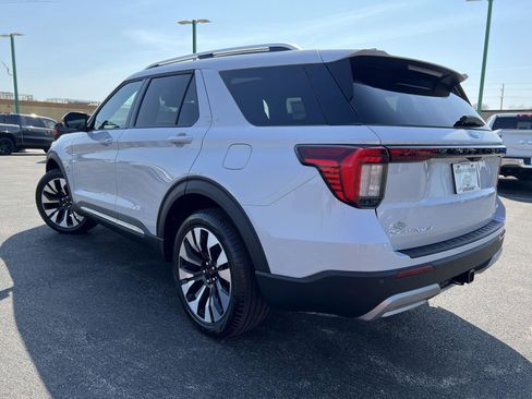 New 2026 Ford Explorer Platinum image 10