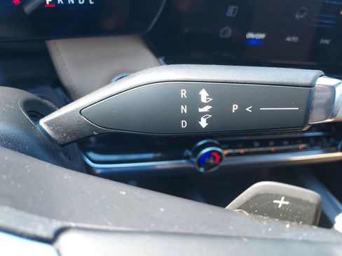 Used 2026 Chevrolet Equinox ACTIV FWD image 26