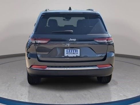 New 2025 Jeep Grand Cherokee Limited RWD image 6