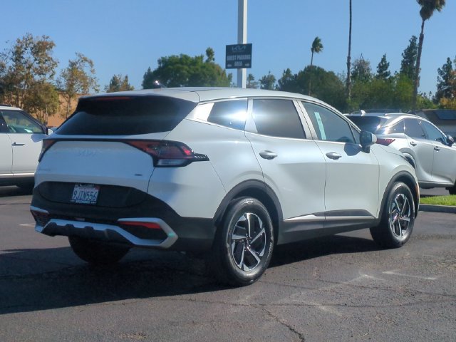 Certified 2023 Kia Sportage LX FWD image 3