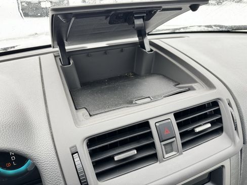 Used 2010 Ford Fusion SE image 9