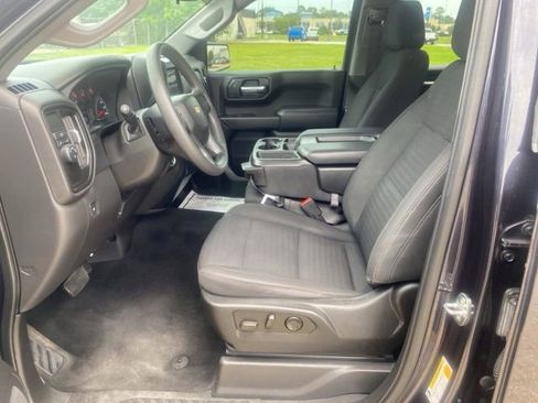 Used 2022 Chevrolet Silverado 1500 Custom RWD image 12