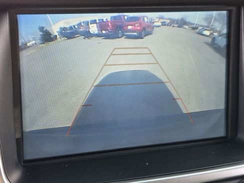 Used 2018 Chevrolet Tahoe LT image 19