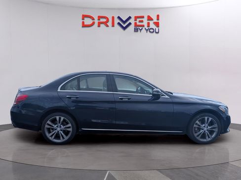 Used 2017 Mercedes-Benz C 300 4MATIC Sedan image 6