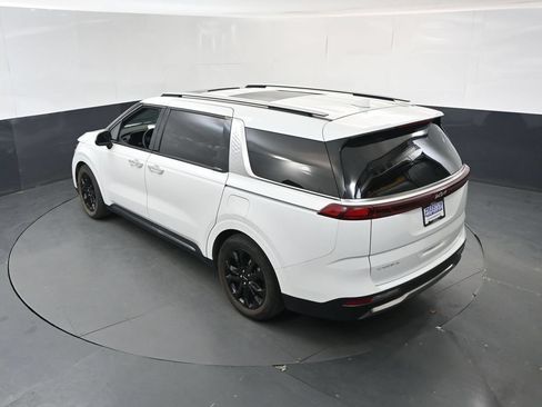 Used 2024 Kia Carnival SX Prestige FWD image 31