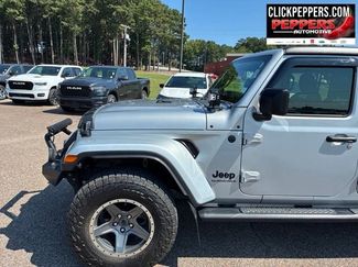 Used 2023 Jeep Gladiator Sport AWD/4WD video 2