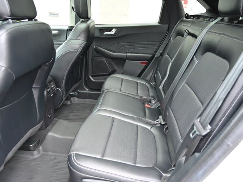 Used 2021 Ford Escape SEL w/ Class II Trailer Tow Package AWD/4WD image 19