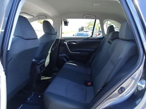 Used 2024 Toyota RAV4 XLE FWD image 21