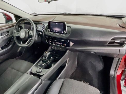 Used 2021 Nissan Rogue SV AWD/4WD image 29