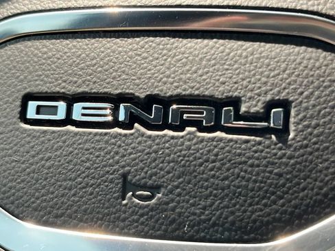 Used 2022 GMC Yukon Denali AWD/4WD image 22