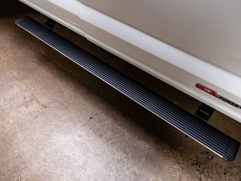 Used 2024 Ford F350 Platinum image 13