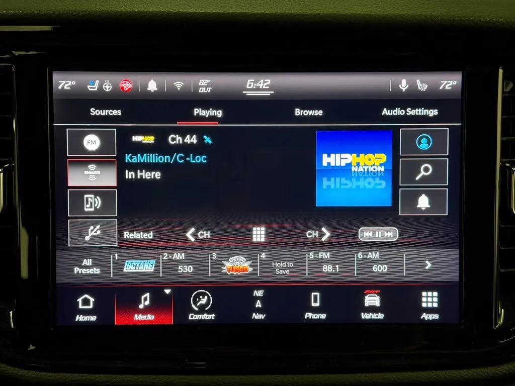 Used 2021 Dodge Durango SRT Hellcat w/ Technology Group AWD/4WD image 45
