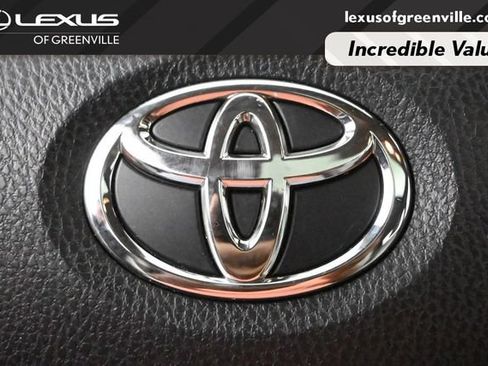 Used 2019 Toyota Highlander XLE AWD/4WD image 31
