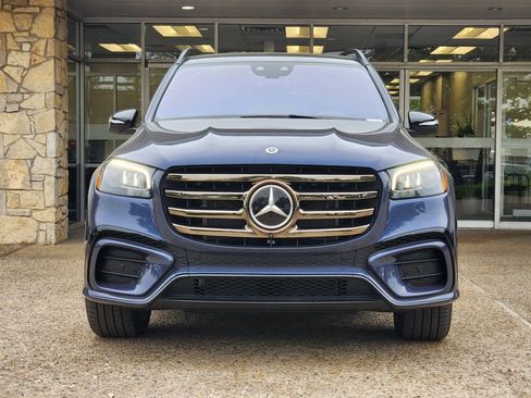 Used 2024 Mercedes-Benz GLS 450 4MATIC w/ AMG Line Exterior image 2