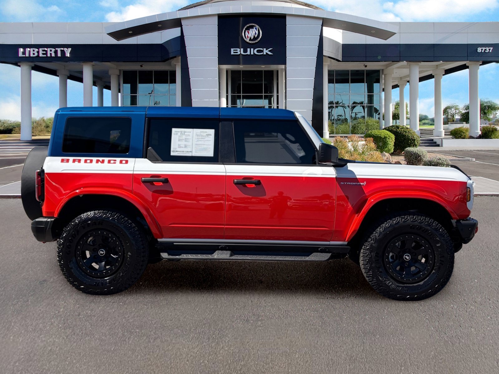 Used 2026 Ford Bronco Stroppe Edition AWD/4WD image 3