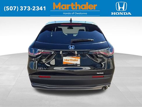 Used 2025 Honda HR-V Sport image 4