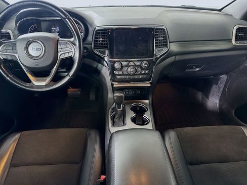 Used 2020 Jeep Grand Cherokee Altitude AWD/4WD image 18