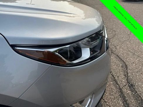 Used 2020 Chevrolet Equinox LT FWD image 4