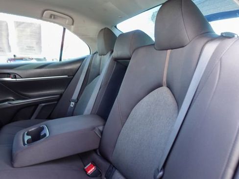 Certified 2020 Toyota Camry LE image 28