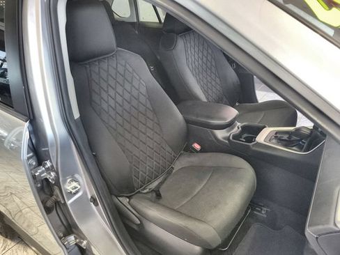 Used 2022 Toyota RAV4 LE FWD image 24