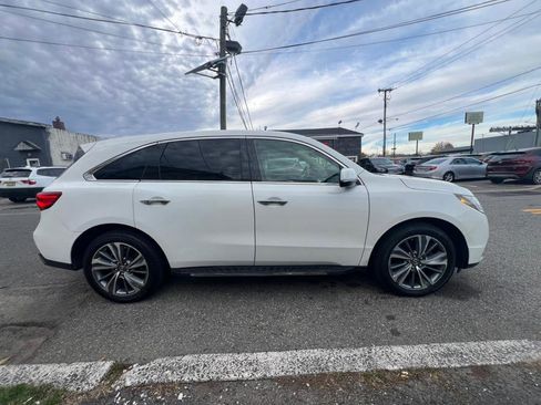 Used 2017 Acura MDX SH-AWD w/Technology Pkg image 3