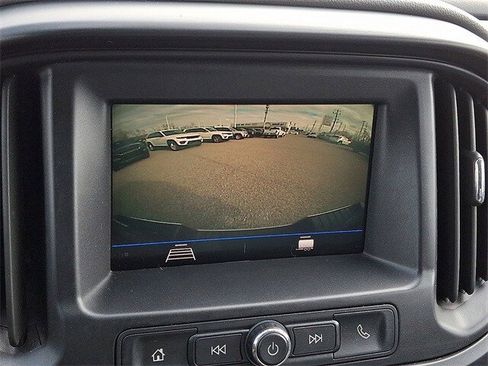 Used 2021 Chevrolet Colorado W/T w/ WT Convenience Package image 18