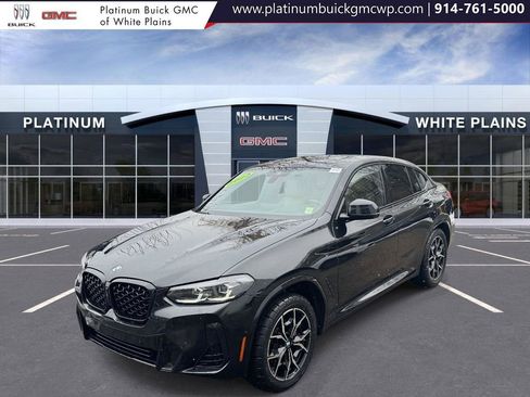 Used 2023 BMW X4 xDrive30i w/ M Sport Package image 4